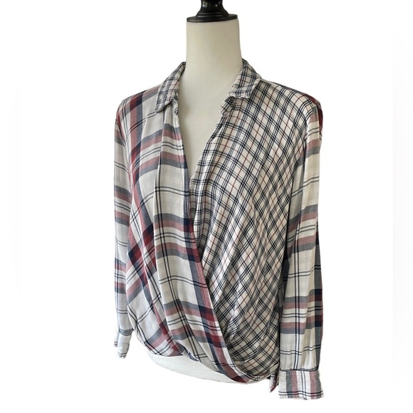 Abercrombie & Fitch Crisscross Front Top Mixed Plaid Flannel - Picture 3 of 10